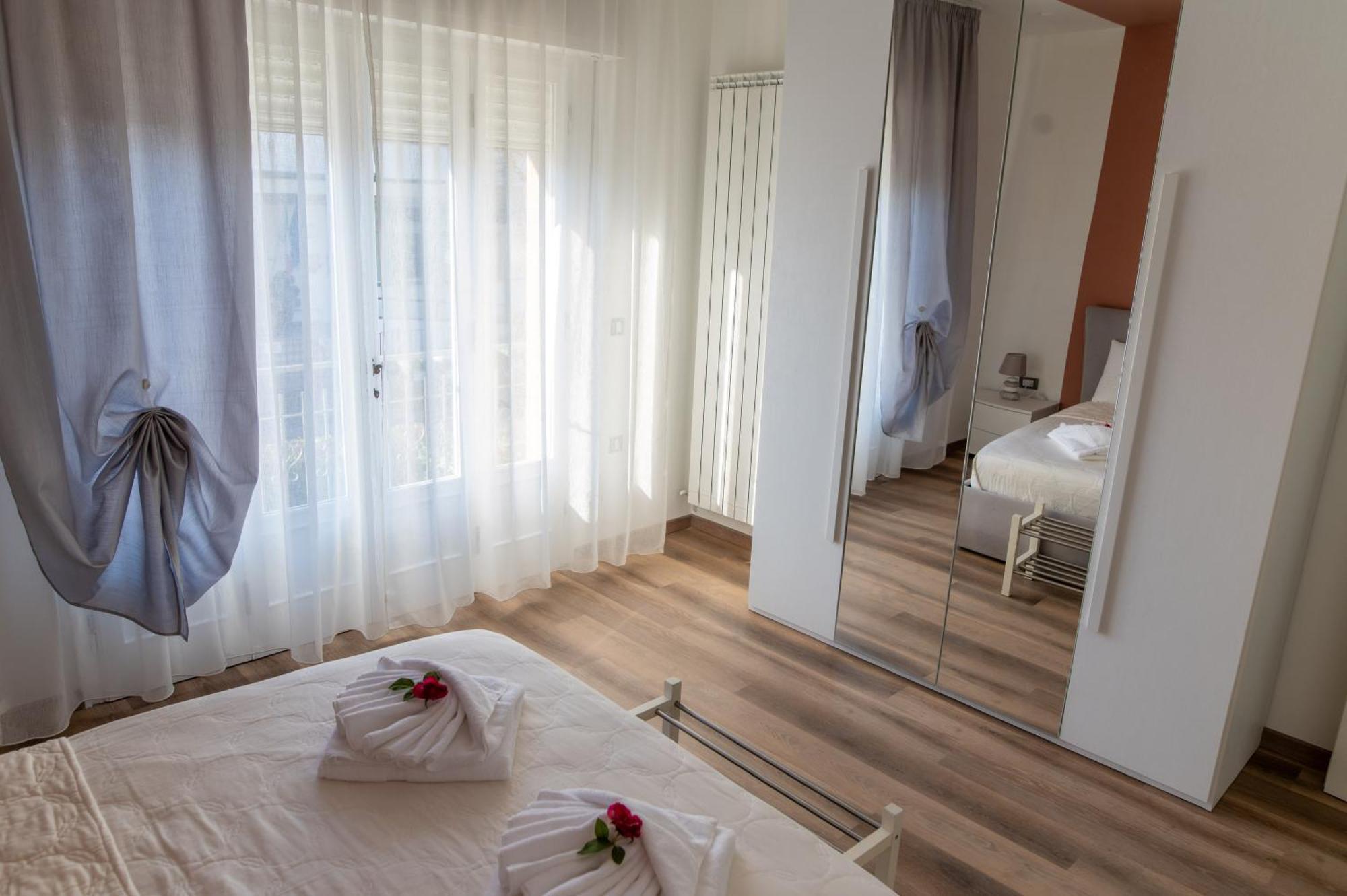 Casa San Marco Apartment Лука Екстериор снимка